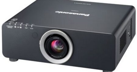 Beamer Panasonic PT-D 6000 XGA Dlp Projector 6500 Ansi Lummen 1,024 x 768 pixels